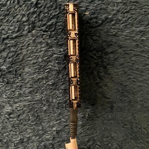 USB Hub 3.0 Splitter with 4-Port Ultra-Slim Multi Input Output Expansion